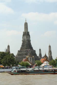 Bangkok - Je moet zeker met een longboat gaan wanneer je in Bangkok bent