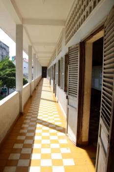 Tuol Sleng Museum