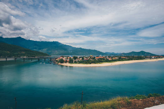 Vietnam - Hay Van Pass
