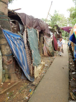 Filipijnen - The slums are not a place of despair. Its inhabatants working towards a better life!