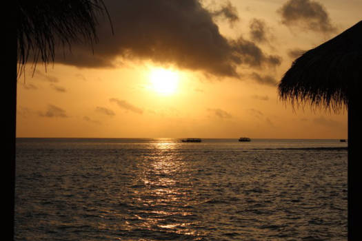 Malediven - Onwerkelijk mooi deze zonsondergang ........