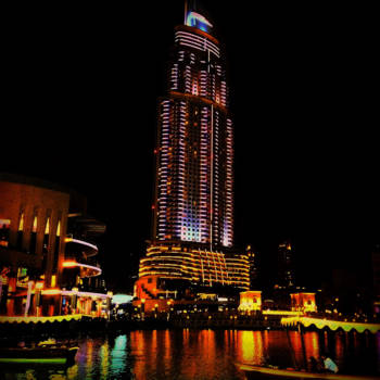 Dubai - Colorful lights