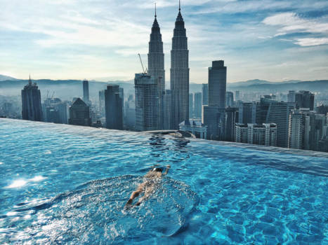 Kuala Lumpur - You think you're taller than me?