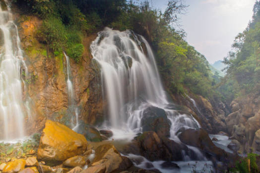Vietnam - Waterval in de buurt bij Sapa.