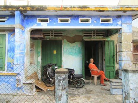 Hoi An - Women smiling in Vietnam