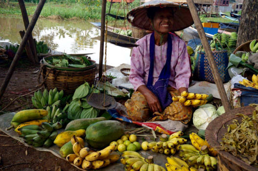 Myanmar - Bananen