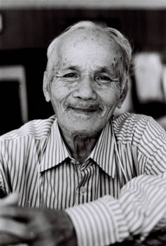 Laos - Overlevende van s21, Phnom Phen.