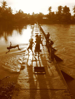 Battambang - Enjoying the daily sunset