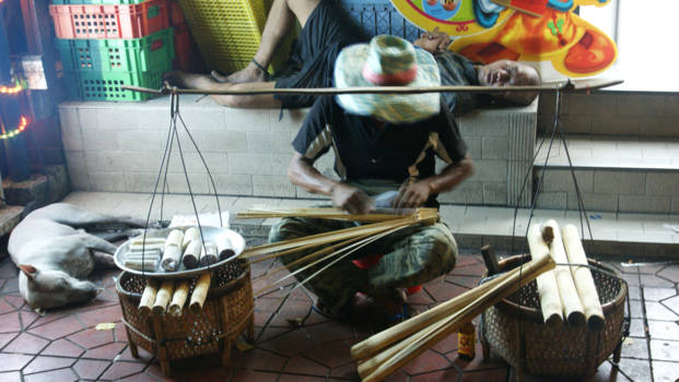 Bangkok - Leven, werken en slapen op straat