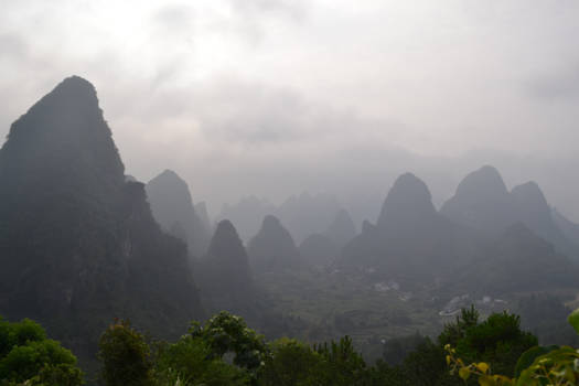 Yangshuo - Yangshuo mountain scenery
