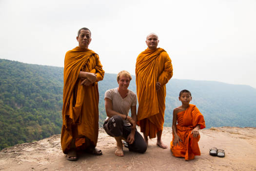 Khao Yai National Park - Monniken die we tegenkwamen bovenop een berg in khao Yai, ze waren dol op hem!