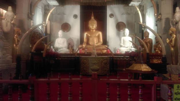 Sri Lanka - Temple of tooth