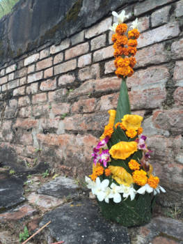 Laos - Eer en herdenk de geesten