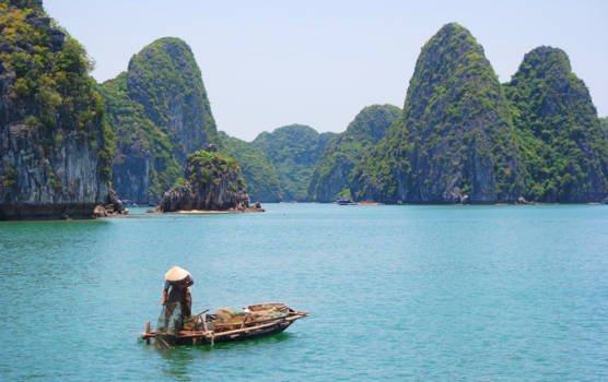 Halong Bay - Fisherman, Ha Long Bay