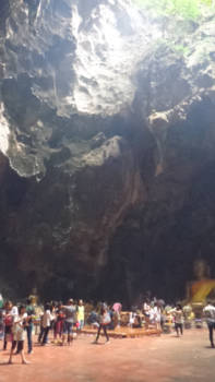 Thailand - sun rays and buddhas