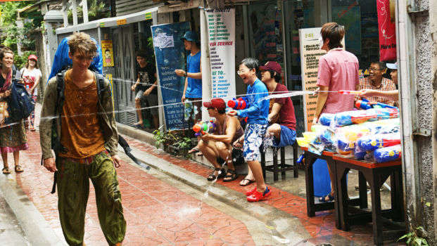 Bangkok - Thai's Nieuwjaar; waterplezier.