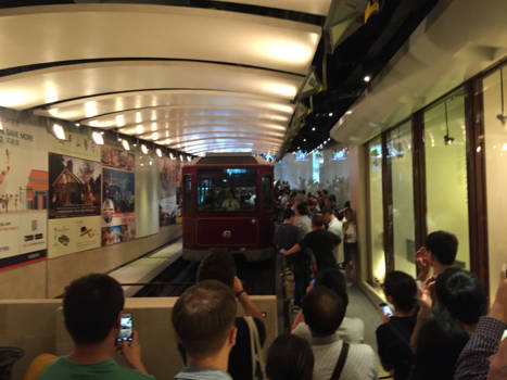 Hong Kong - De tram die naar The Peak gaat