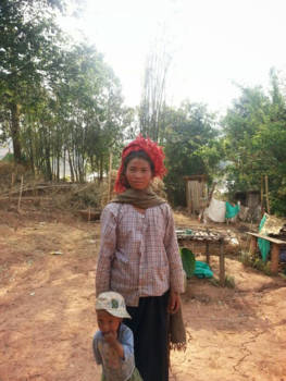 Myanmar - Bewoners van de afgelegen dorpjes tussen Kalaw en Inle lake