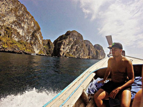 Thailand - See the world as a book, travel it page by page.