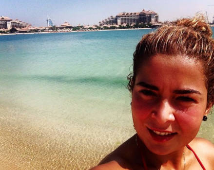 Dubai - Gestrand met mijn kano op een eiland