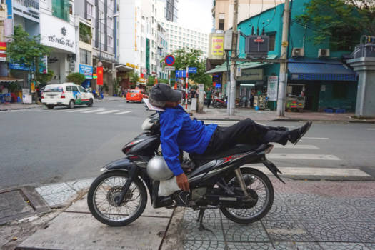 Ho Chi Minh Stad - Day nap