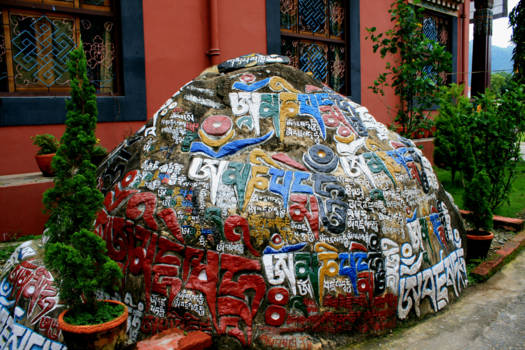 Pokhara - Graffiti van Boeddhistische monniken