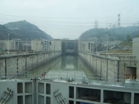 Yangtze rivier - Eén van de sluizen van de dam