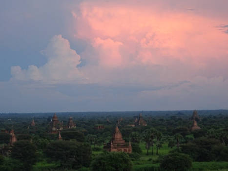 Bagan - Zonsondergang Bagan