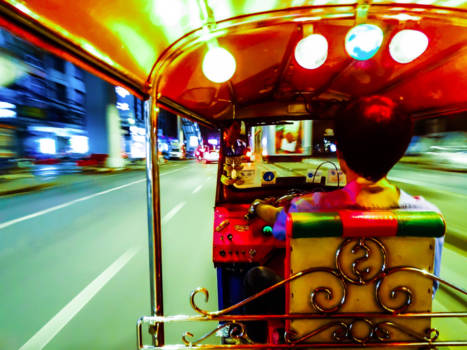 Thailand - Zoefzoef in de Tuktuk