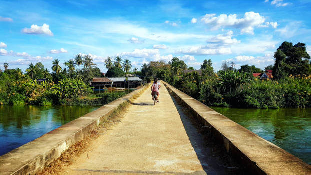 Don Khong - Old French railway bridge