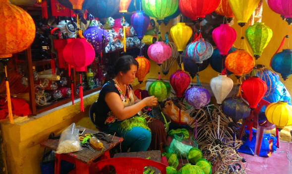 Hanoi - Lampionnen maken in Hoi-An