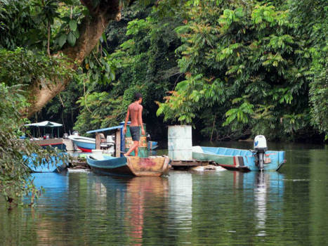 Gunung Mulu National Park - Typically local transport, melinau river borneo