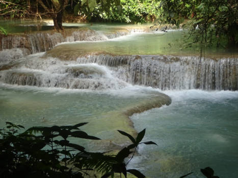 Kuang Si Waterval