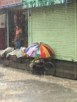 Kathmandu - Riviertje in de stad