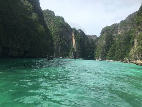 Krabi - Dag trip met speedboot naar de Phi Phi eilanden.