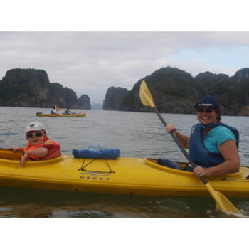 Halong Bay - Met kleine kids naar Halong Bay is fantastisch