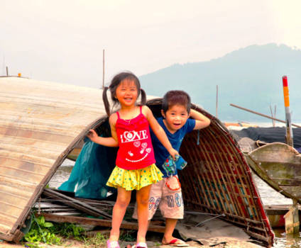 Vietnam - Happy little fishing-villagers