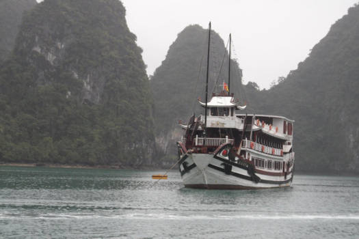 Vietnam - Boat at halong bay