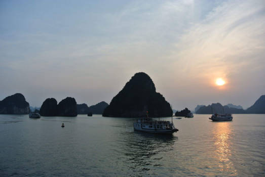 Halong Bay - Sunset in Halong Bay