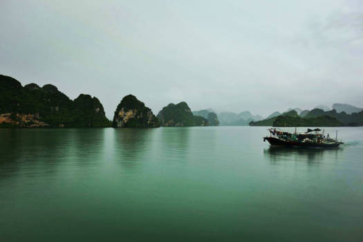 Vietnam - Halong bay