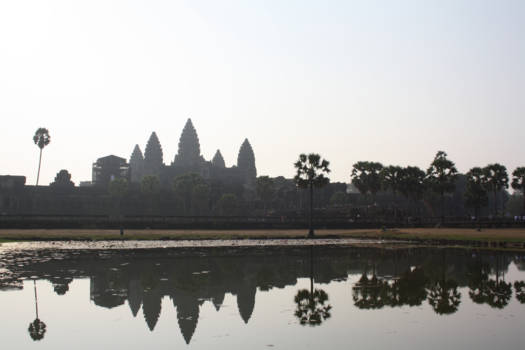 Angkor Wat - weerspiegeling in het water
