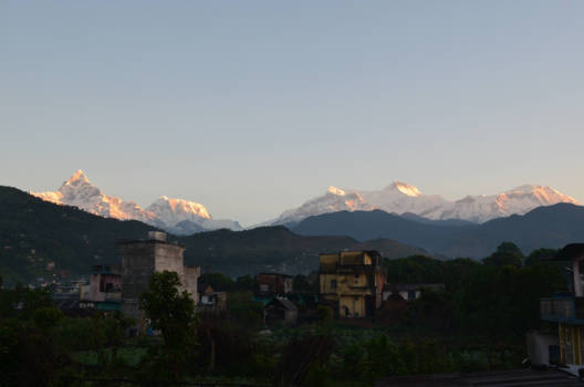 Pokhara - Fishtail in the morning