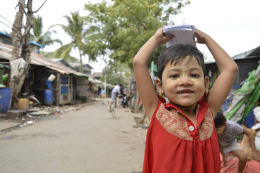 Myanmar - Content met weinig