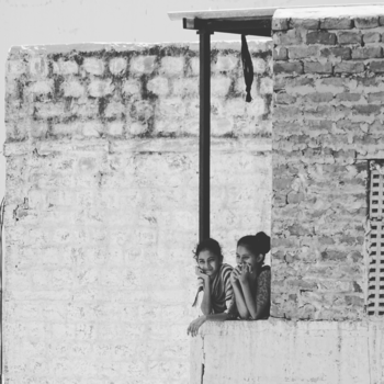 India - Sun is shining and so are they!