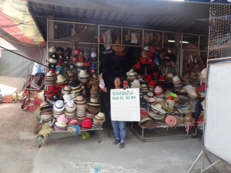 Rondreis Thailand in twee weken - Floating Market Bangkok (zelfs daar kennen ze HEMA)