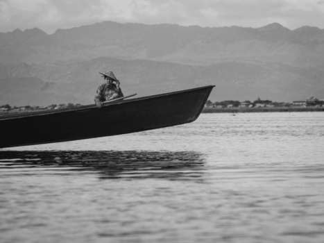 Myanmar - Flying Lady