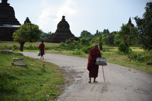 Myanmar - de weg