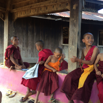 Myanmar - Jongensklooster in Myanmar