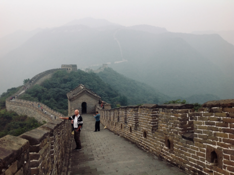 Chinese Muur - Chinese muur in nevel gehuld.
