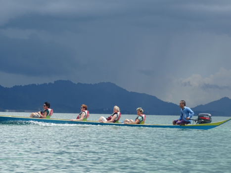 Rondreis door Maleisisch Borneo - nog even genieten.....want daar komt een bui aan!